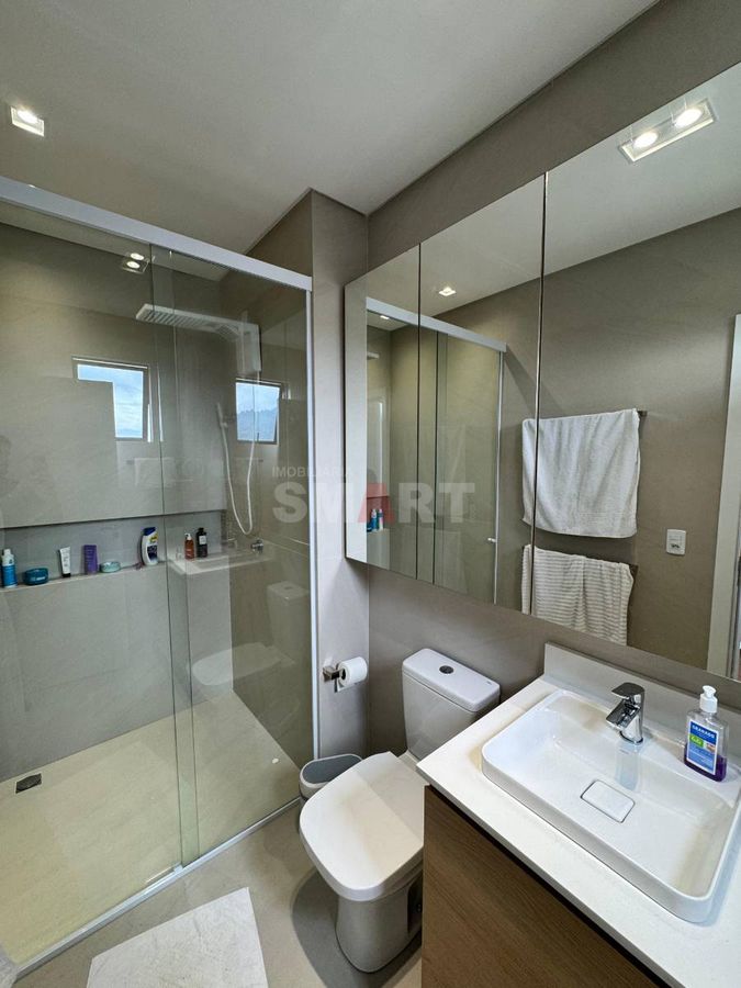 Apartamento com 1 Suíte c/ Closet + 1 Quarto no Jaraguá Esquerdo