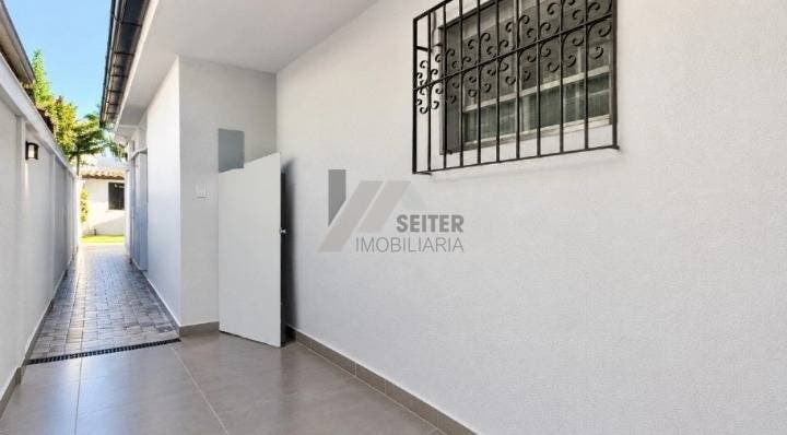 Casa 3 dormitórios a Venda em Florianópolis Itacorubi