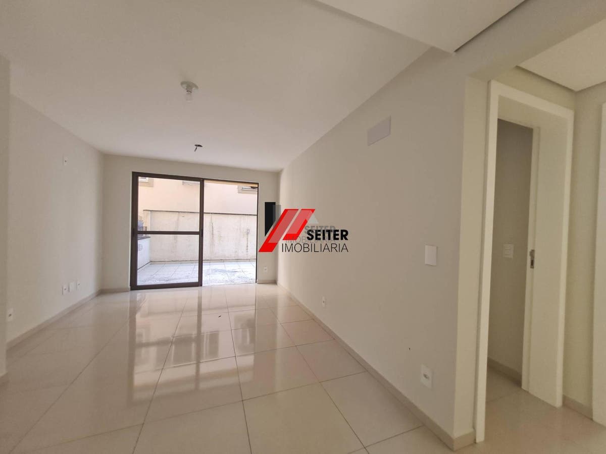 Apartamento com 2 dormitórios na Trindade em Florianópolis