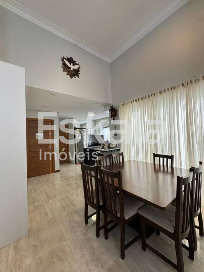 Casa Semi Mobiliada Com 02 Quartos + 01 Suíte Amizade - Jaraguá Do Sul
