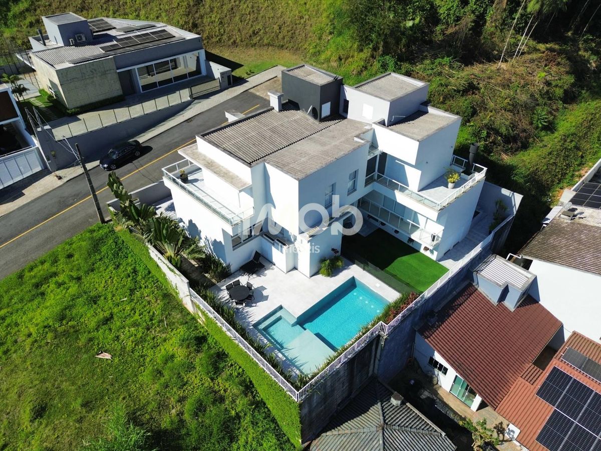 Casa, 3 quartos, 250 m² - Foto 29