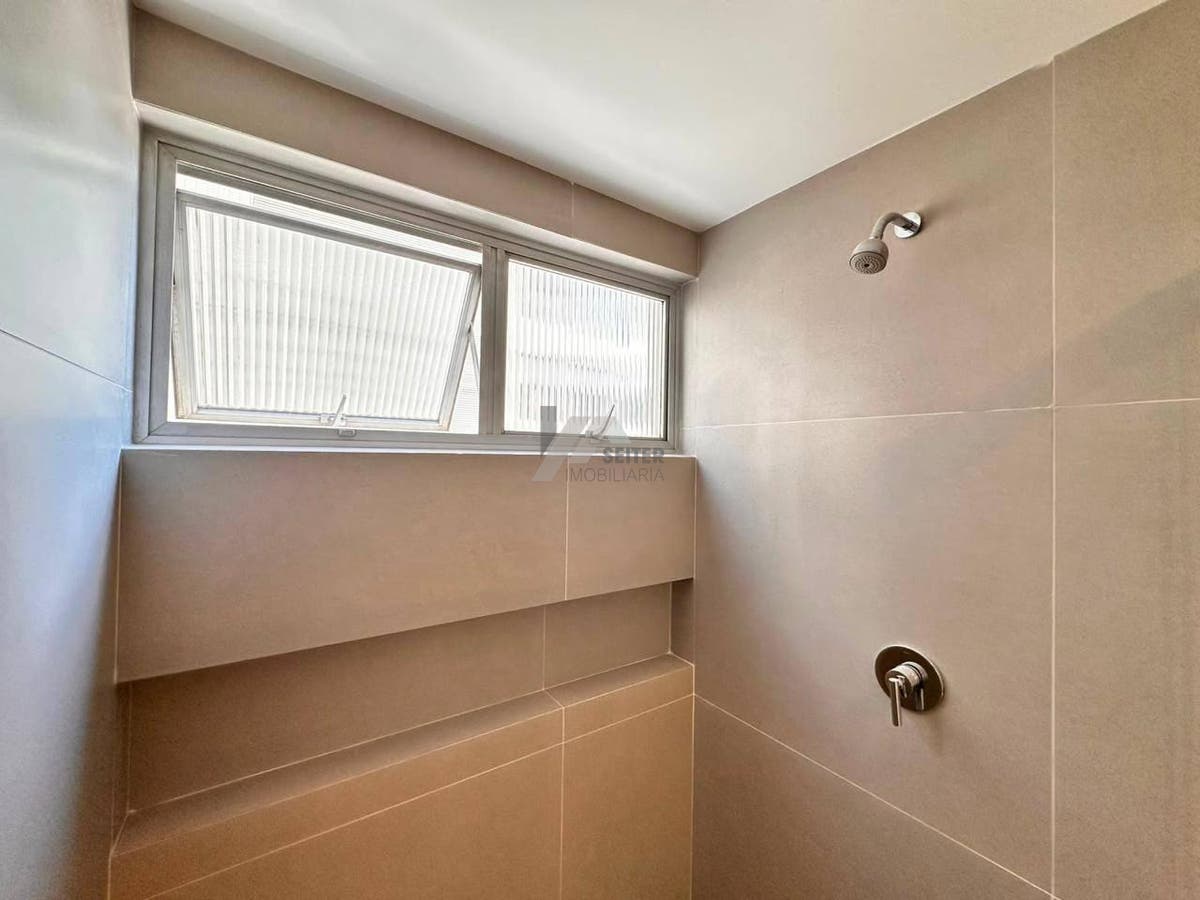 Apartamento a venda com 2 quartos Centro Florianópolis