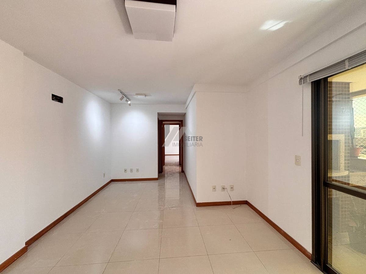 Apartamento com 2 suites à venda no bairro Trindade