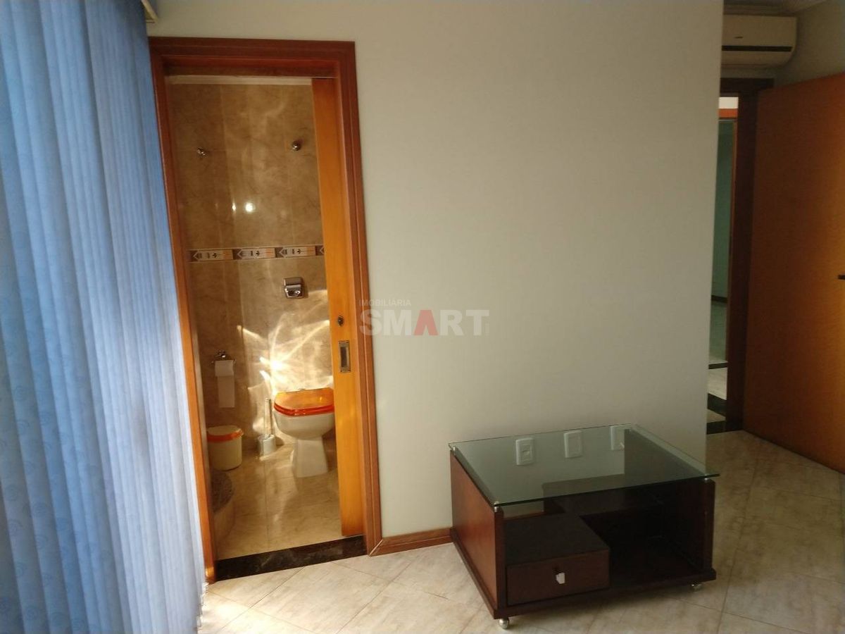 Apartamento 1 Suíte + 2 no Centro