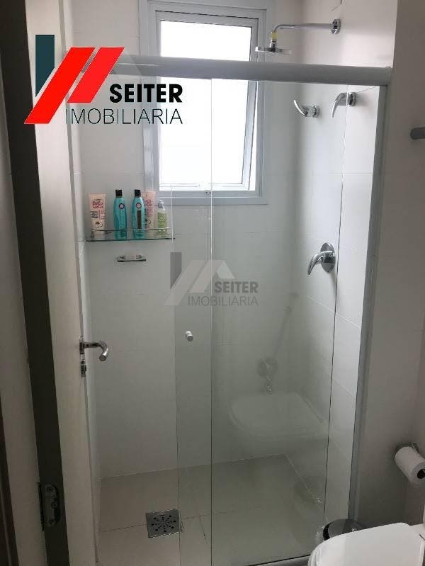 Apartamento 3 dormitórios com suite à venda centro Florianopolis