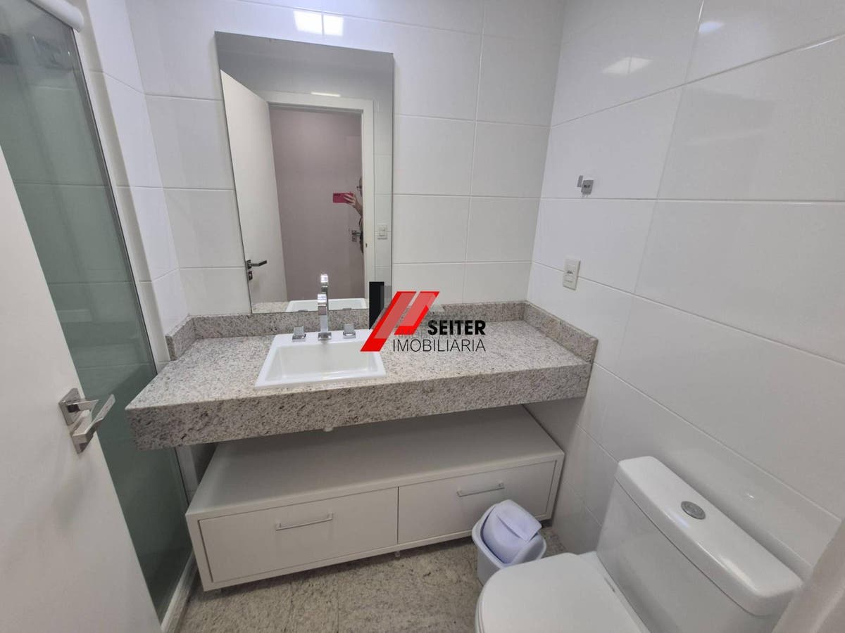 Apartamento de 2 quartos para alugar na Agronômica florianópolis