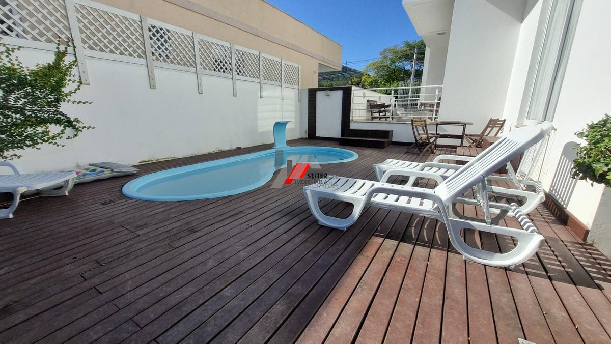 Casa de 3 suites a venda Lagoa da Conceiçao Florianopolis com 352 metros de area util