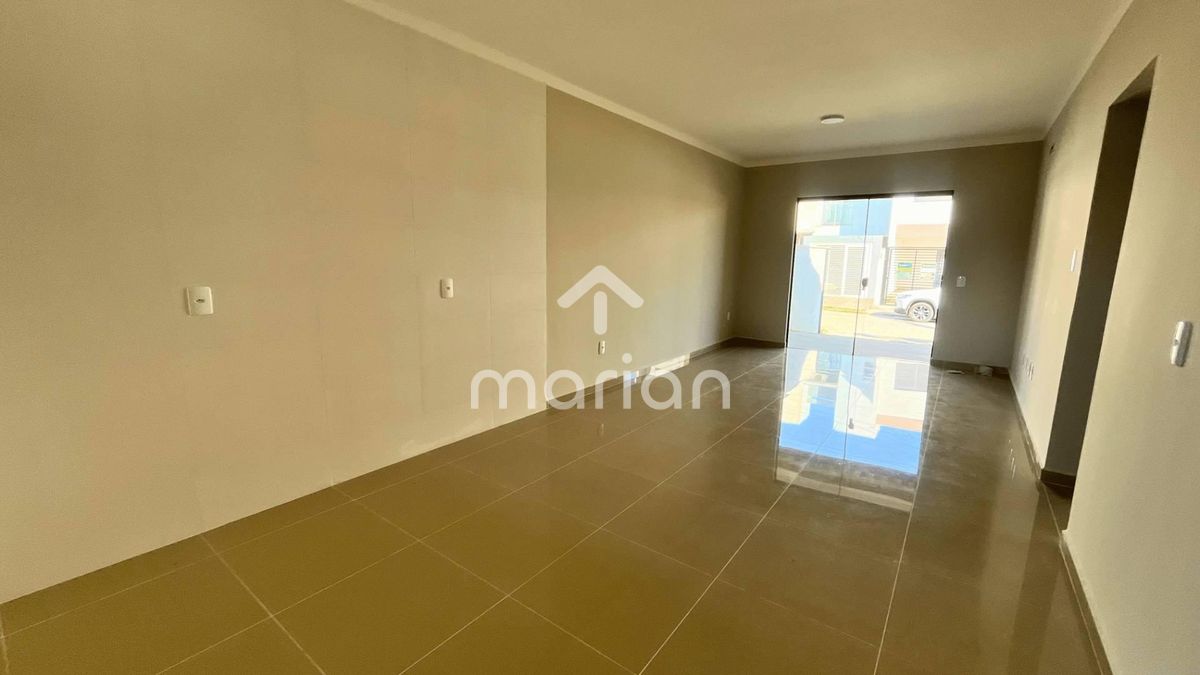 Casa com 2 quartos, Itacolomi - Balneário Piçarras