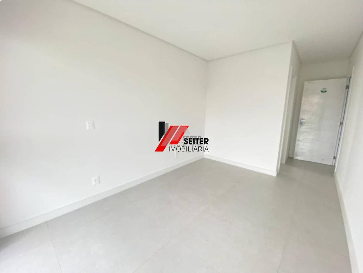 Apartamento a venda com 2 dormitórios em jurere florianópolis