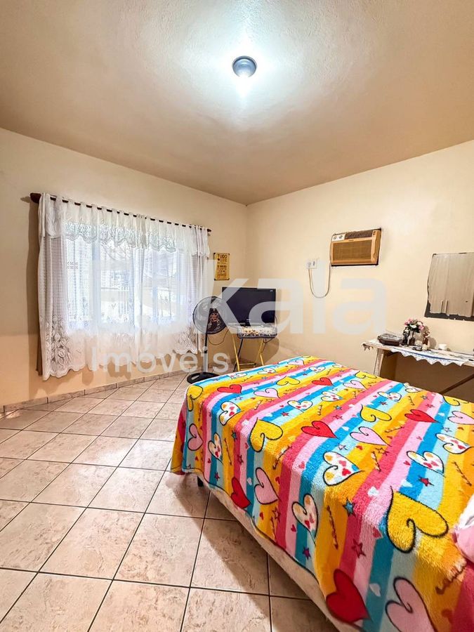 Casa Residencial Contendo 04 Dormitórios, Tifa Martins, Jaragua do Sul