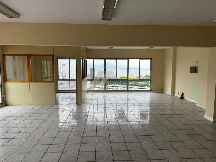 Sala Comercial no Centro