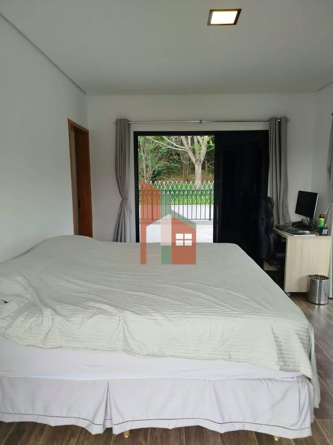 Casa, 3 quartos, 234 m² - Foto 19