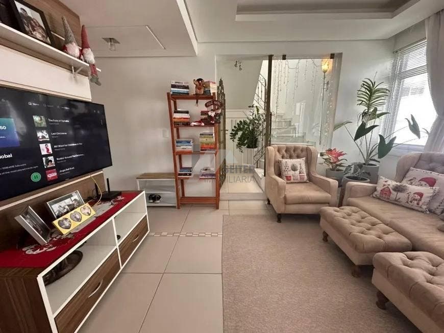 Cobertura Duplex com 3 quartos, Itacorubi - Florianópolis