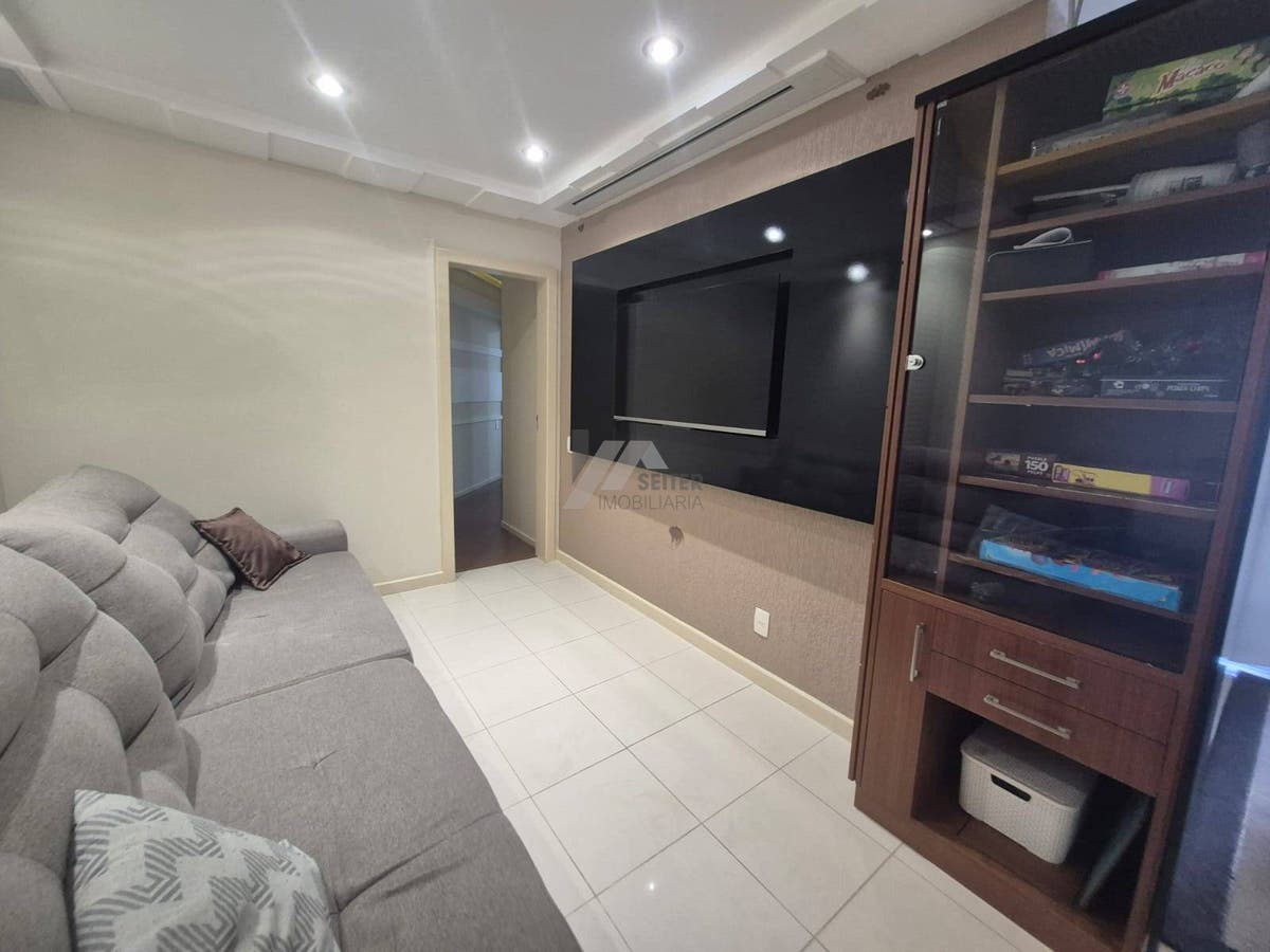 Apartamento com 2 Dormitórios Semimobiliado para Locação no Itacurubi