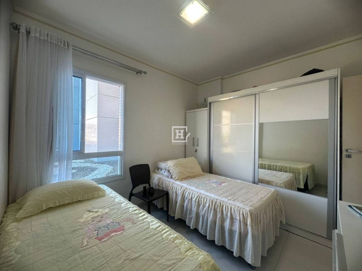 Apartamento com 2 quartos, Atalaia - Aracaju