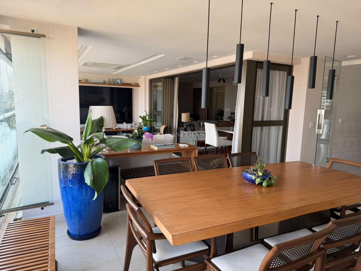 Apartamento, 3 quartos, 252 m² - Foto 22