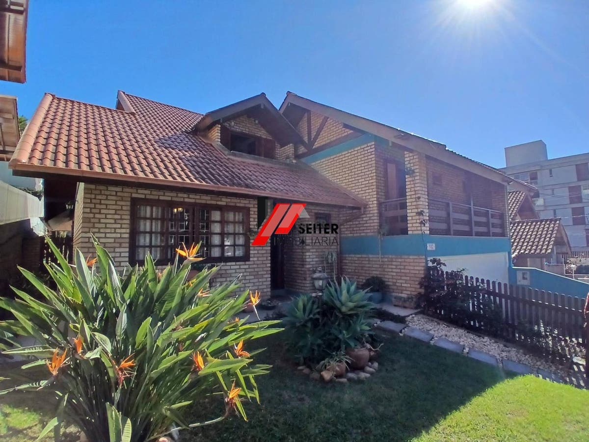 Casa a venda no João paulo próximo ao floripa shopping