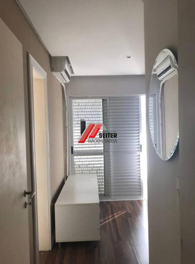 Apartamento á venda no bairro Itacorubi em Florianópolis