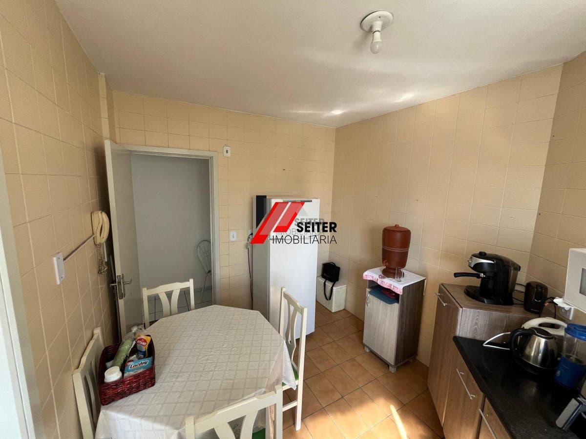 Apartamento á venda no bairro Córrego Grande em Florianópolis