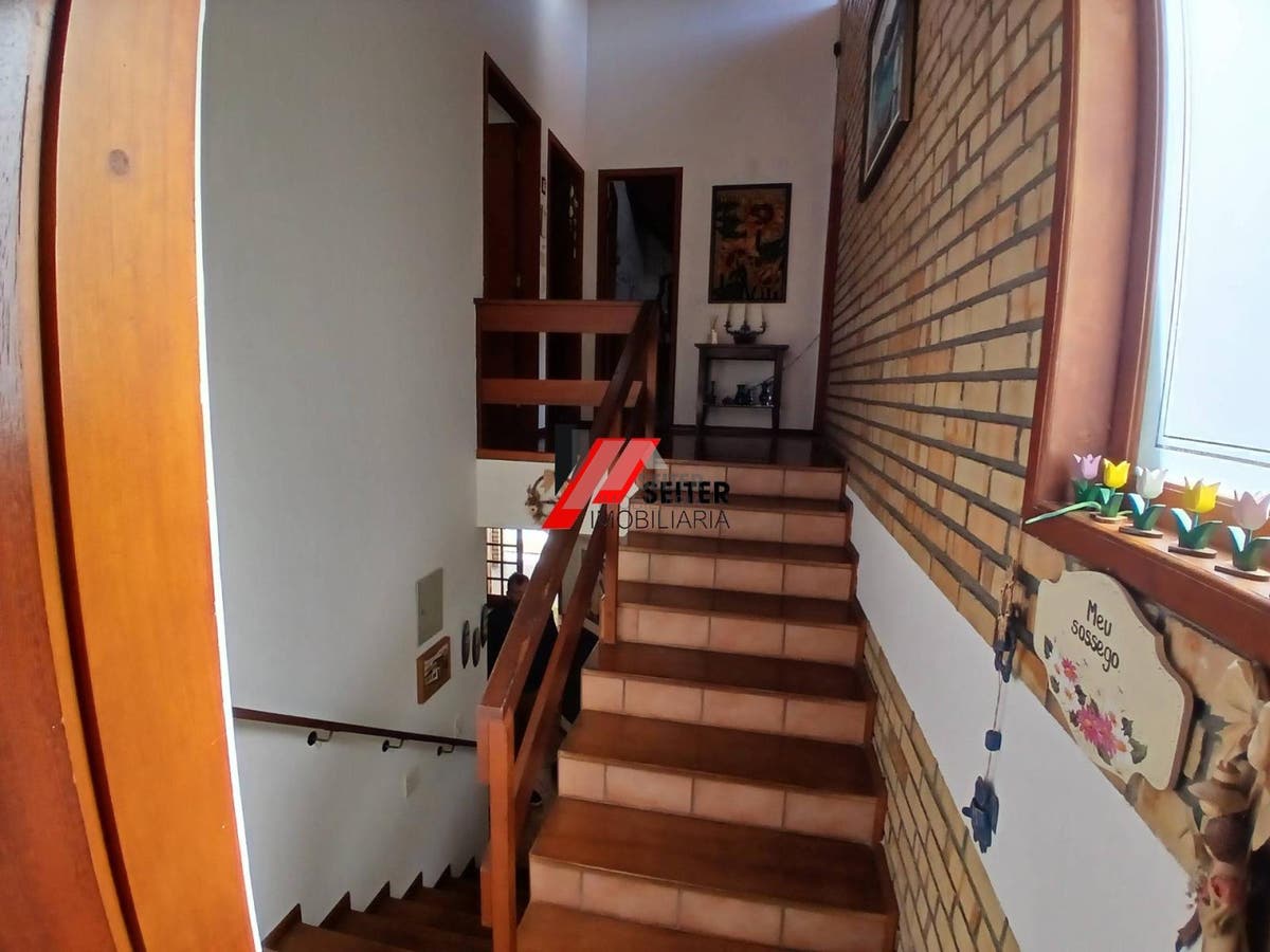 Casa a venda no João paulo próximo ao floripa shopping