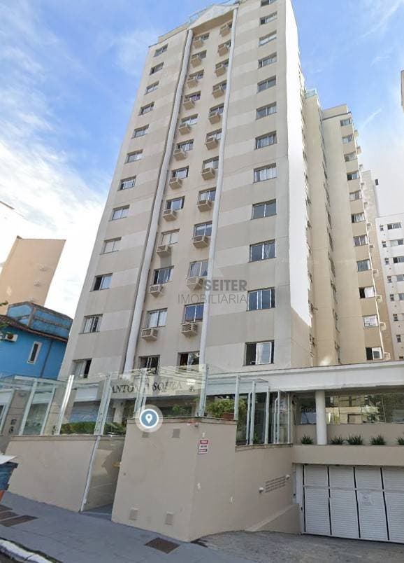 Apartamento 2 suites para aluguel no centro proximo Hercilio Luz