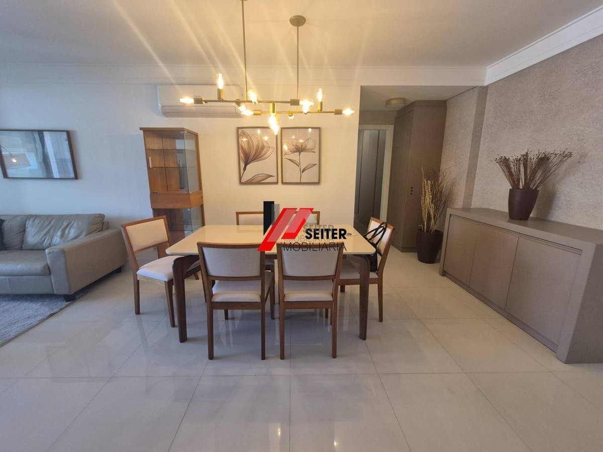 Apartamento de 2 quartos para alugar na Agronômica florianópolis