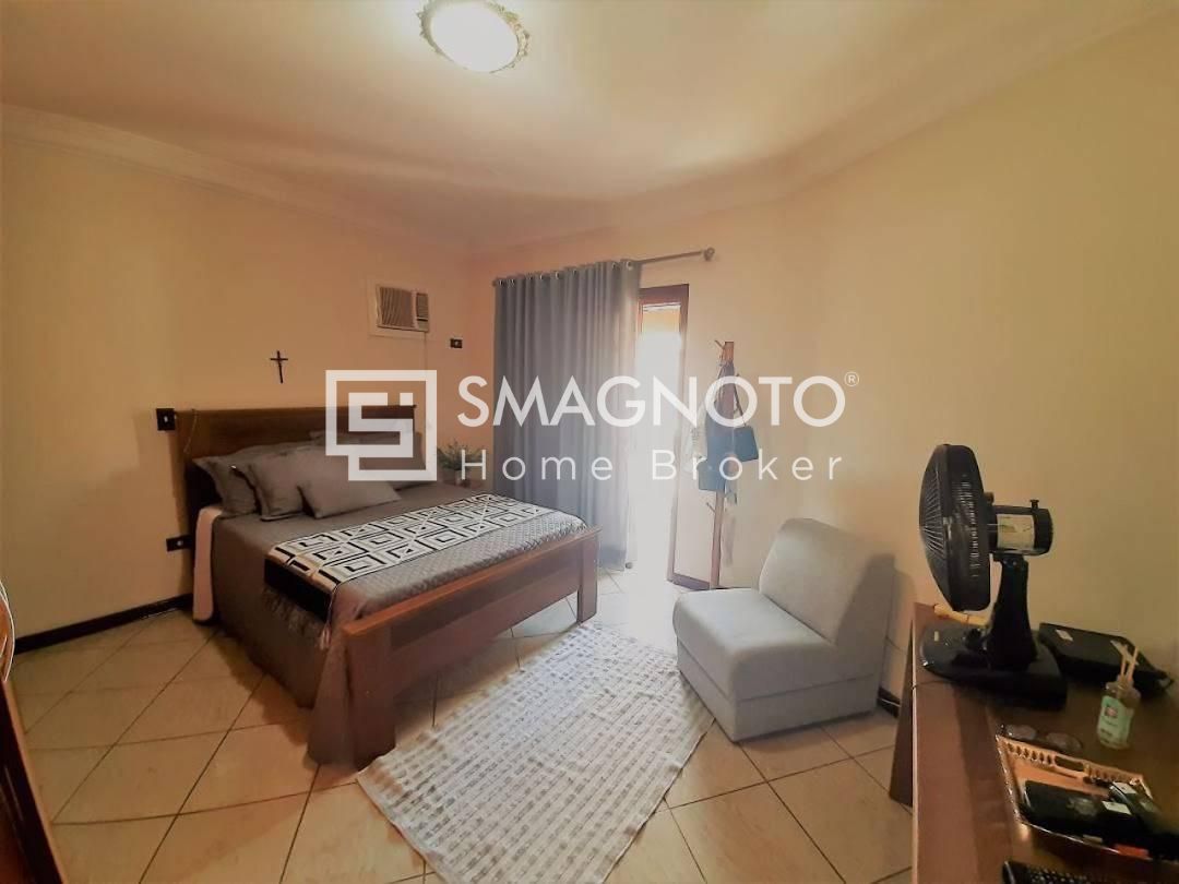 Casa com 3 dormitórios à venda, 186 m² por R$ 650.000,00 - Vila Rezende - Piracicaba/SP