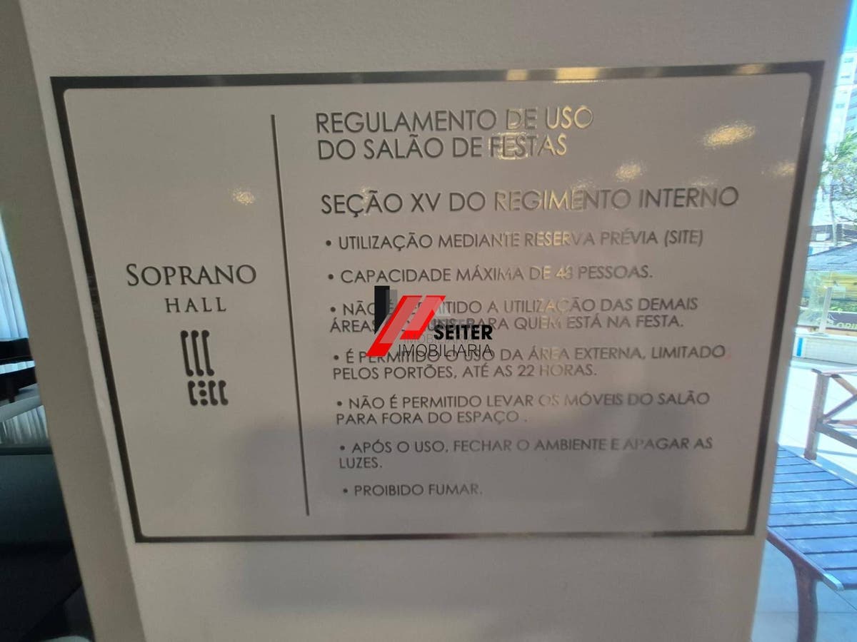 Apartamento de 2 dormitórios alto padrão para locação na Agronômica Florianópolis