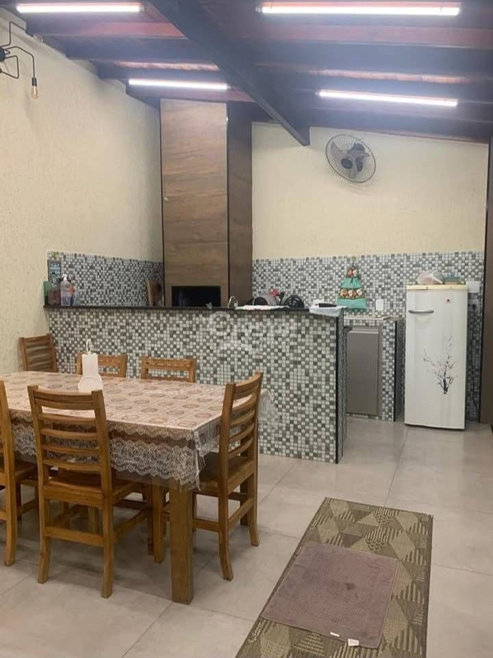 Casa à Venda com 2 Quartos, Garagem Coberta e Área Gourmet em São Rogério I - Ávare. Foto 2