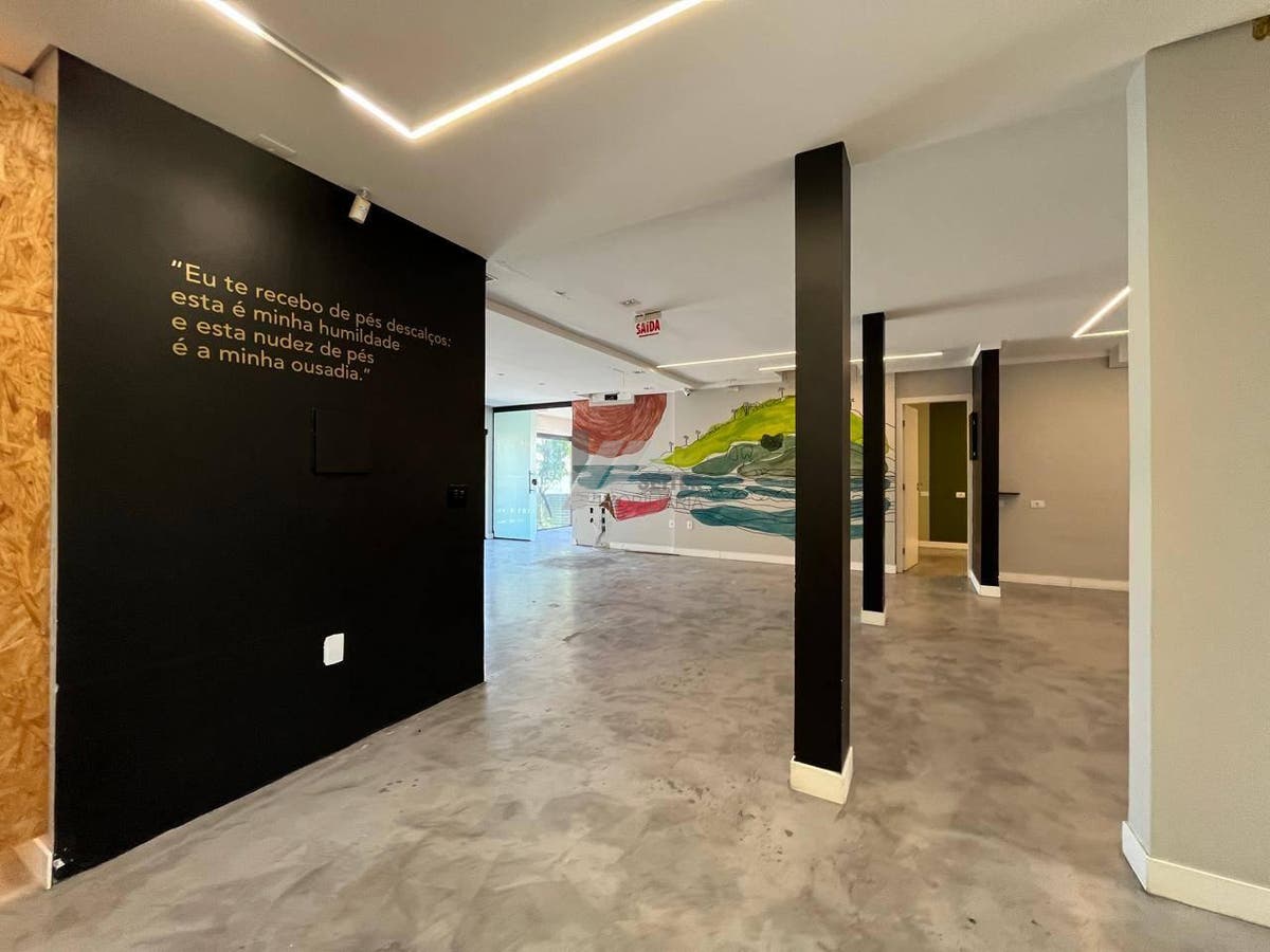 Casa Comercial Ampla para Locação no Pequeno Príncipe – Florianópolis