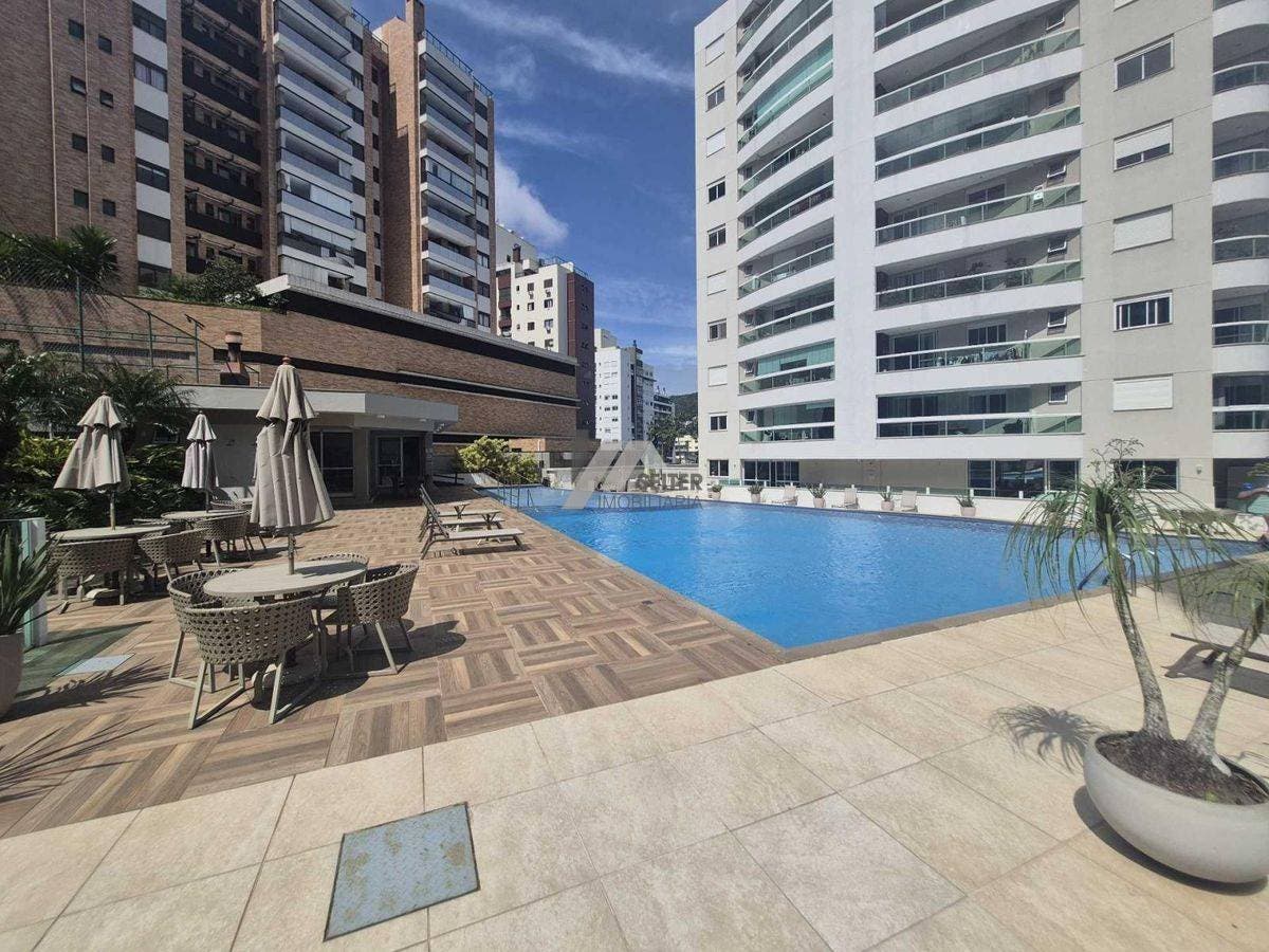 Apartamento de 4 dormitorios com suite para alugar Tom Jobim Itacorubi