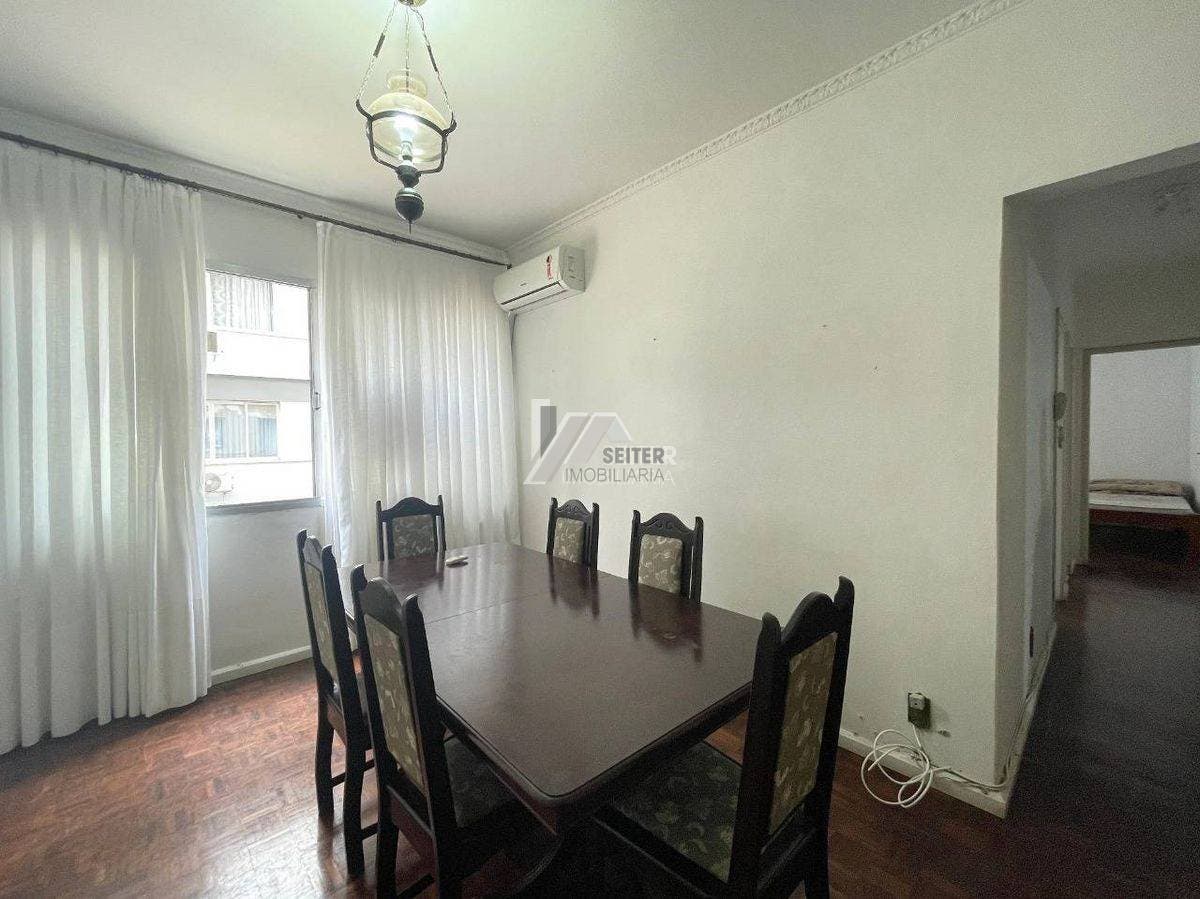 Apartamento de 3 quartos a venda na Av Mauro Ramos Centro