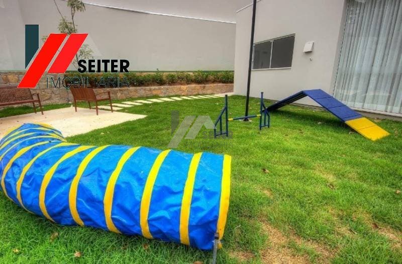 Apartamento 2 dromitorios com suite venda Itacorubi Florianopolis