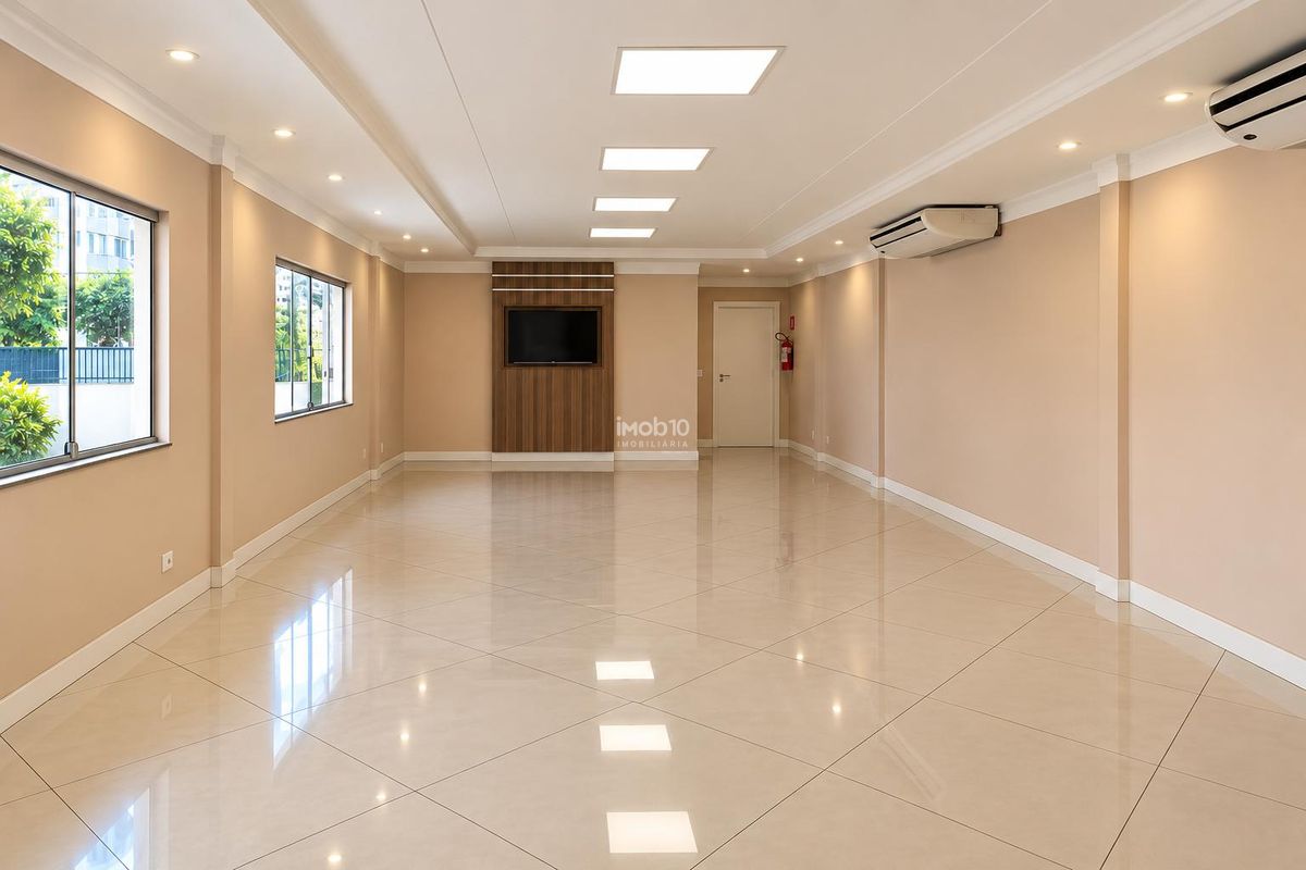 APARTAMENTO COM 3 QUARTOS MOBILIADO À VENDA NO EDIFÍCIO CARLOS SOTTOMAIOR NO CENTRO DE FOZ DO IGUAÇU - PR