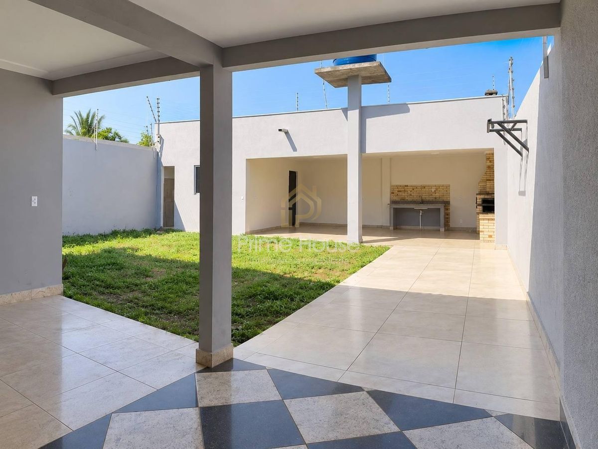 Vende-se Casa no Bairro Altos do Coxipó