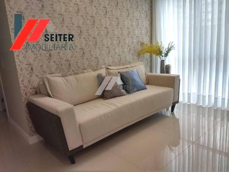 Apartamento com 2 Quartos, Centro - Florianópolis