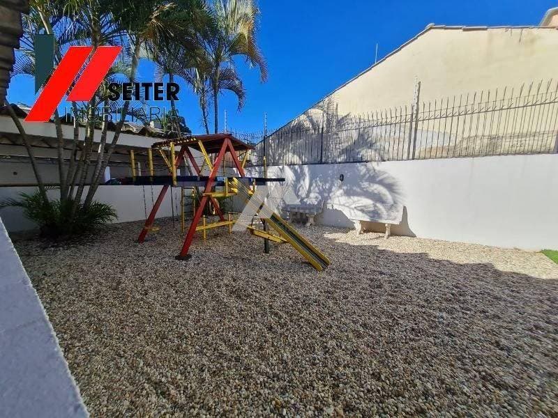 Apartamento 2 dormitorios mobiliado a venda Itacorubi Florianopolis