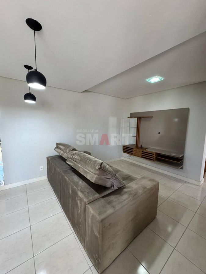 Apartamento no Jaraguá Esquerdo com 1 Suíte e 2 Quartos