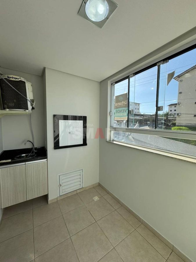 Apartamento no Jaraguá Esquerdo com 1 Suíte e 2 Quartos