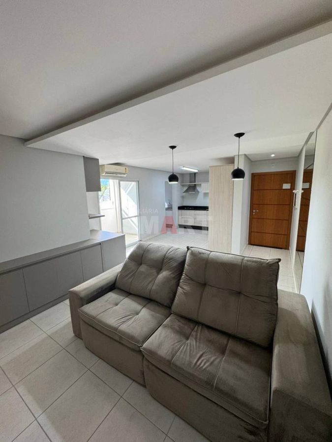 Apartamento no Jaraguá Esquerdo com 1 Suíte e 2 Quartos