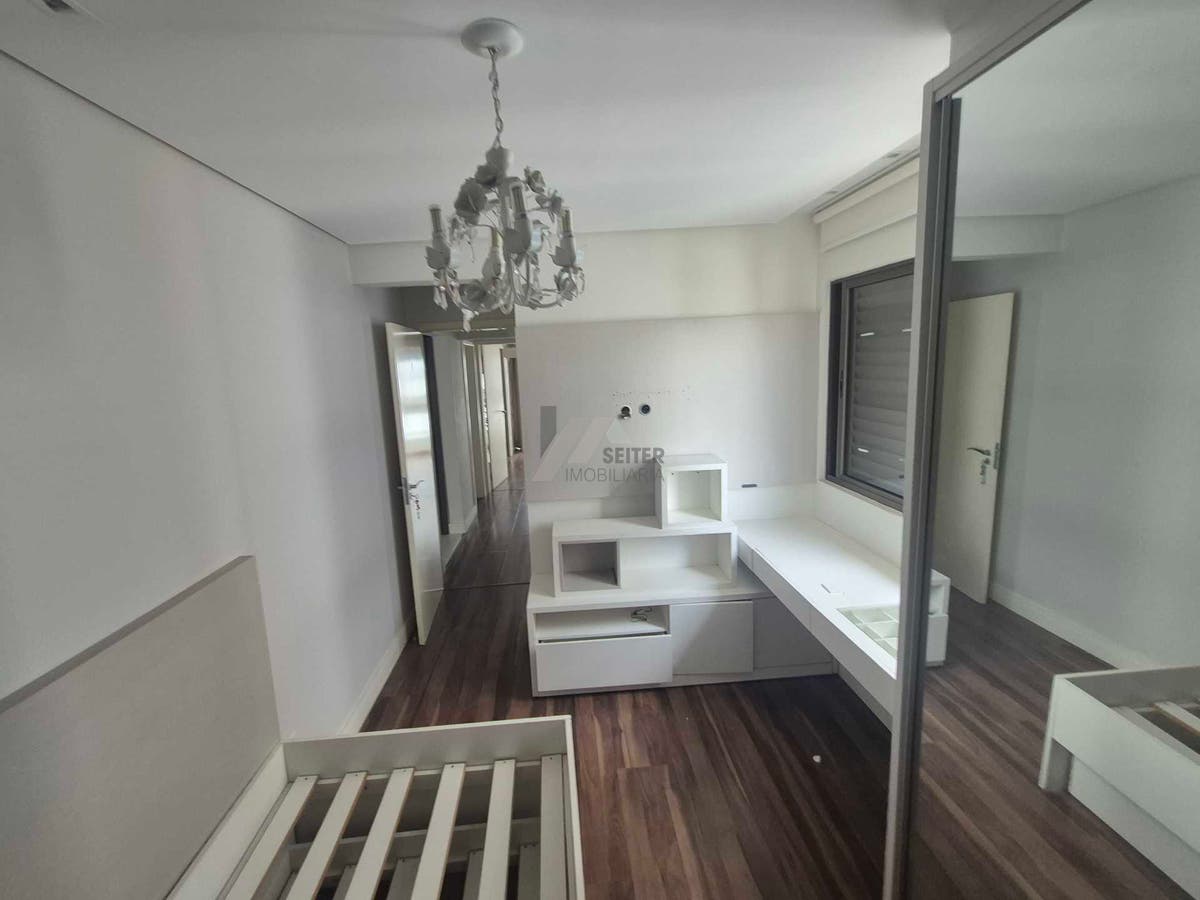Apartamento tipo cobertura 3 quartos para alugar no itcorubi Florianopolis