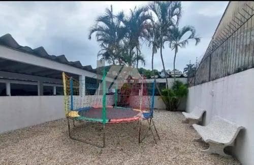 Apartamento 2 dormitorios mobiliado a venda Itacorubi Florianopolis