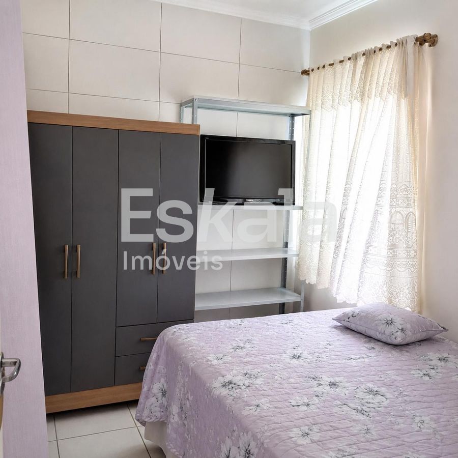 Apartamento Semimobiliado Com 03 Quartos Rau - Jaraguá do Sul