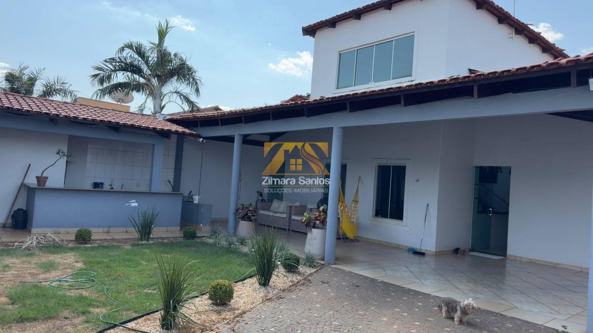 Casa, 5 quartos, 198 m² - Foto 2