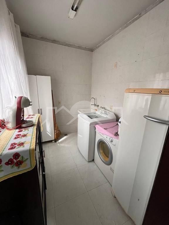 Casa, 3 quartos, 275 m² - Foto 19