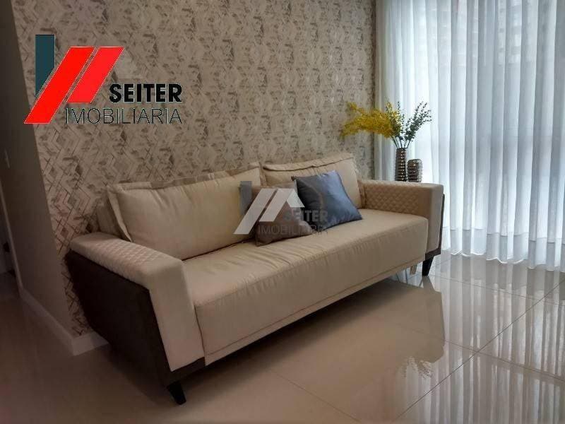 Apartamento com 2 Quartos, Centro - Florianópolis
