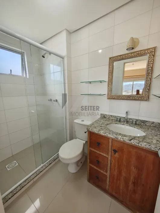 Apartamento com 3 quartos Pantanal Florianópolis