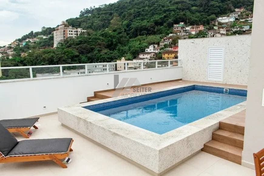 Apartamento 2 quartos sutie Venda Centro Florianópolis
