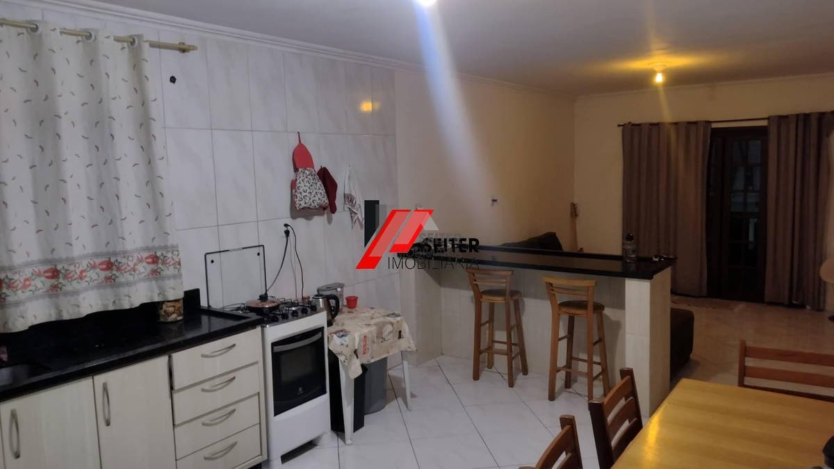 Casa a venda em Ribeirão da Ilha