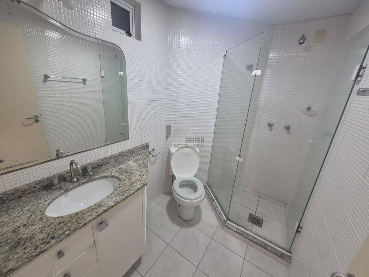 Apartamento de 2 Dormitorios aluguel Itacorubi Mobiliado